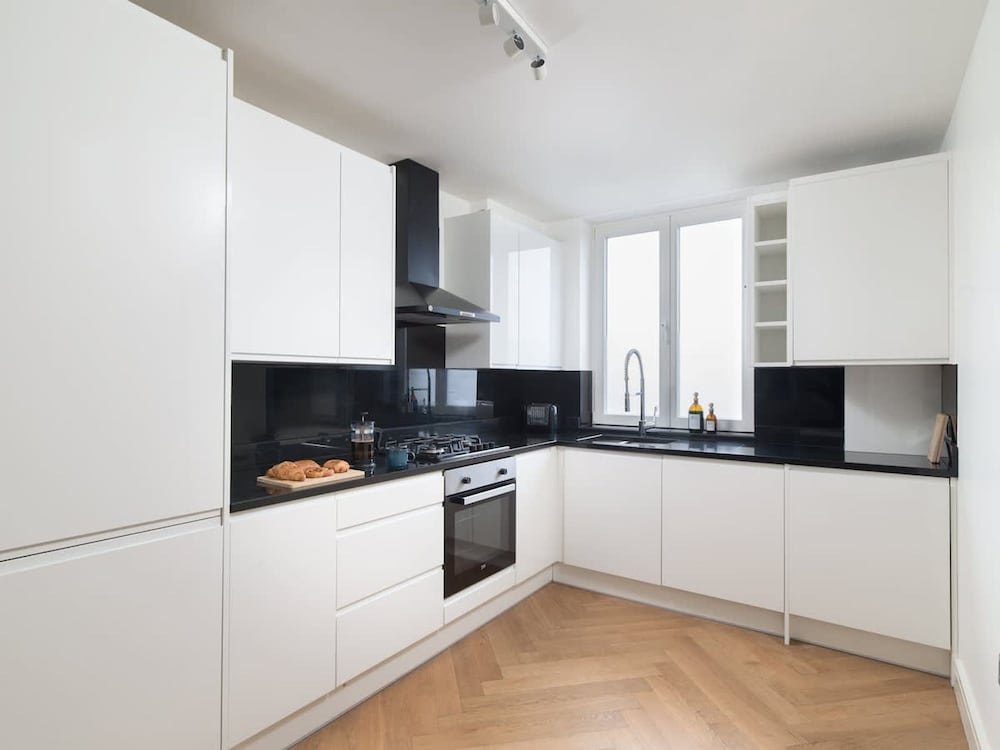 Hampstead Heath 2 bed