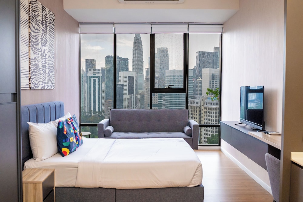 Ceylonz Suites KLCC by Mana-Mana