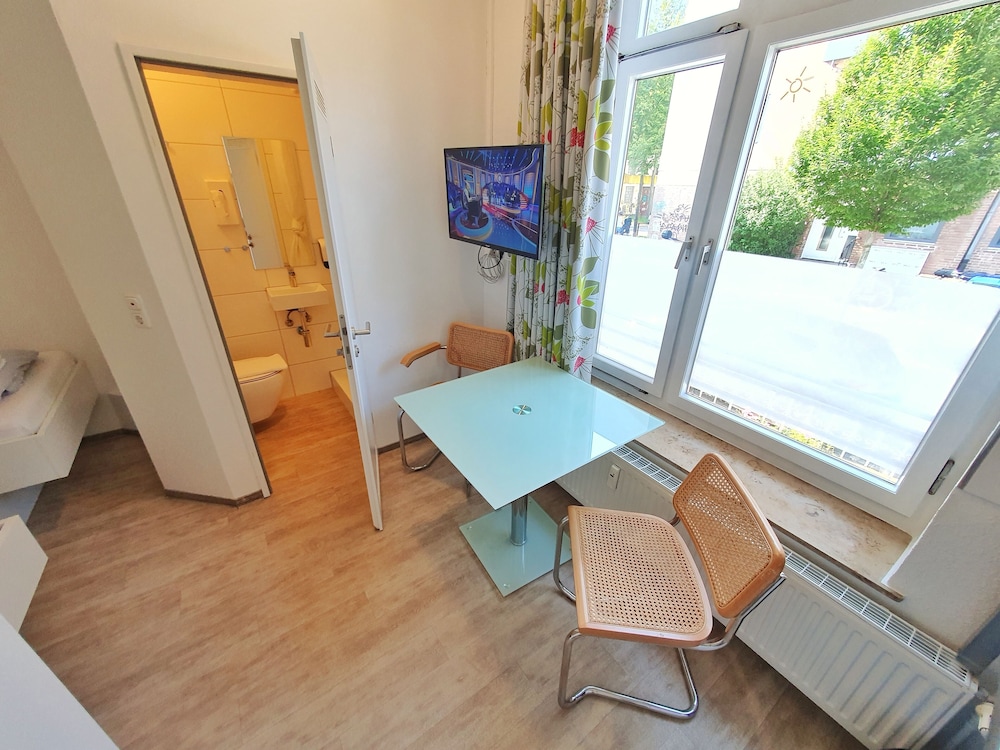 Aparthotel B & L