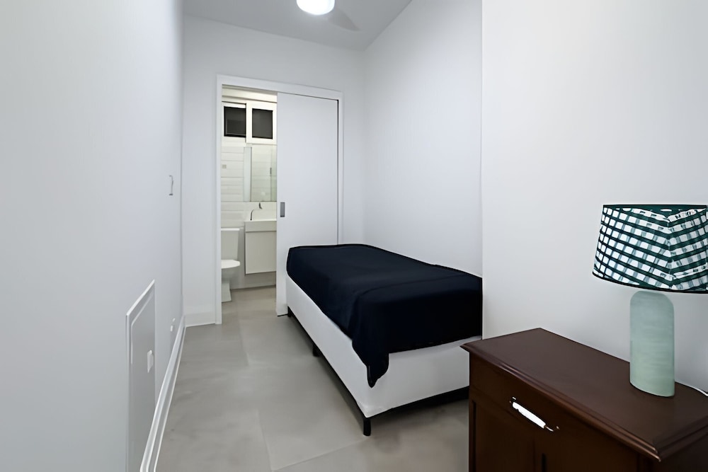 Ipanema | Duplex no melhor local do bairro, 4 quartos, 5 min da Praia - por Casapē Rio