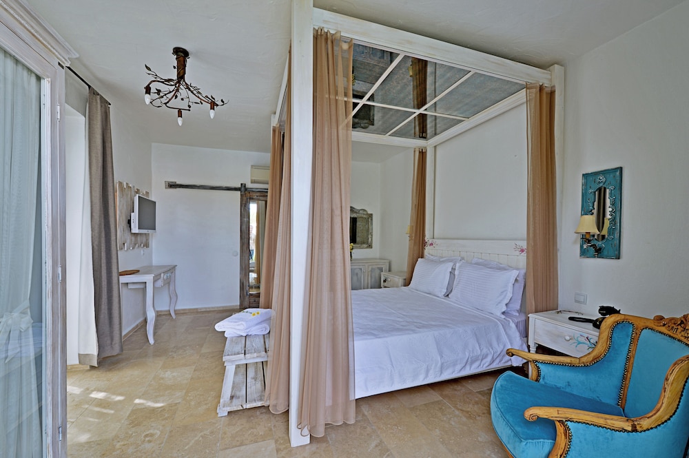 Bay C Otel - Image 46