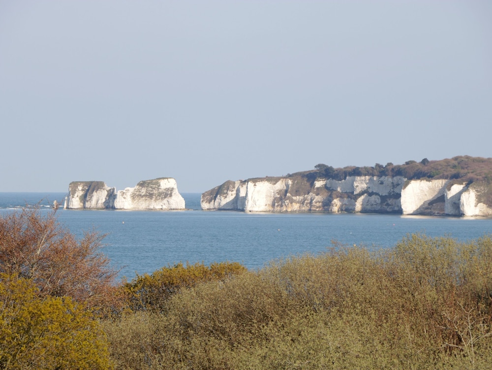 Purbeck Hotel Apartments - Flat 5