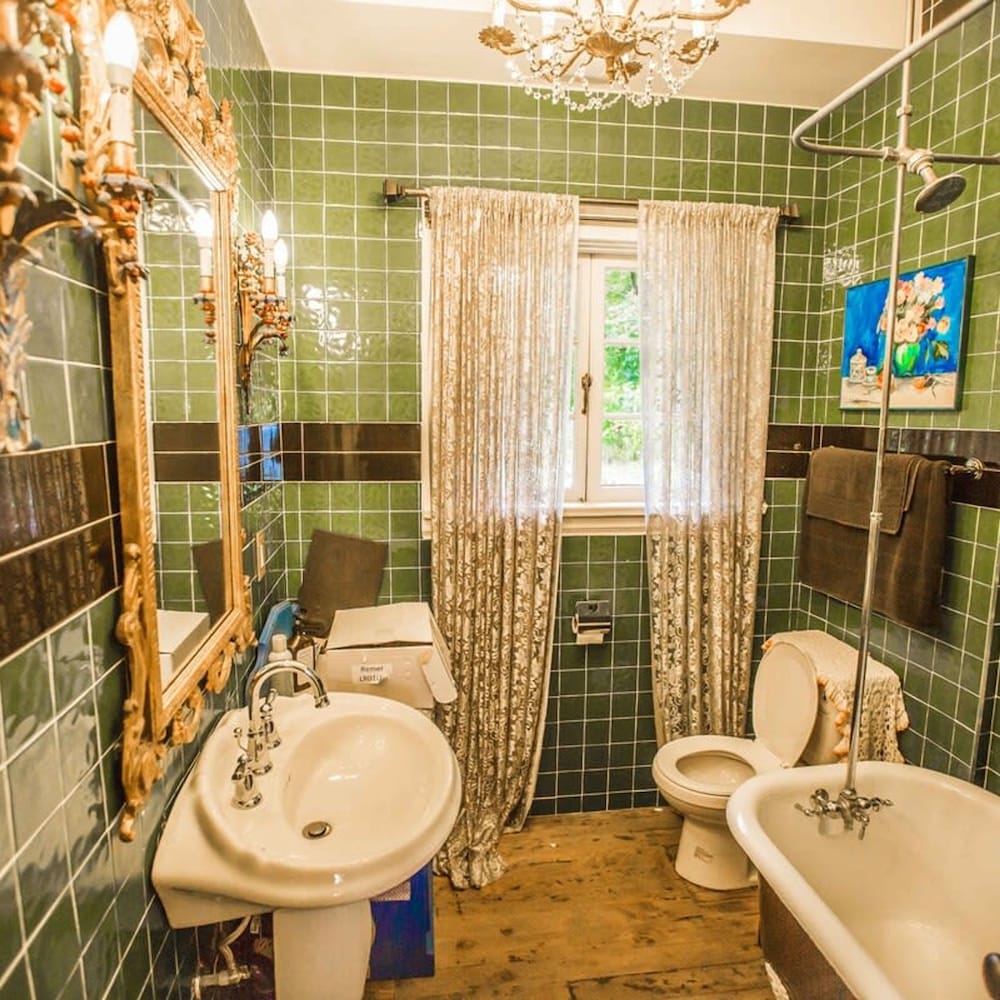 Luxury Waterfront Fairytale Home -carmen Elisabeth
