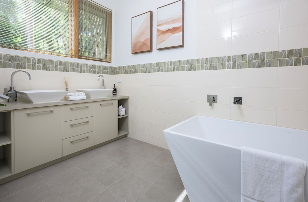 Elliott Lodge - family & pet friendly