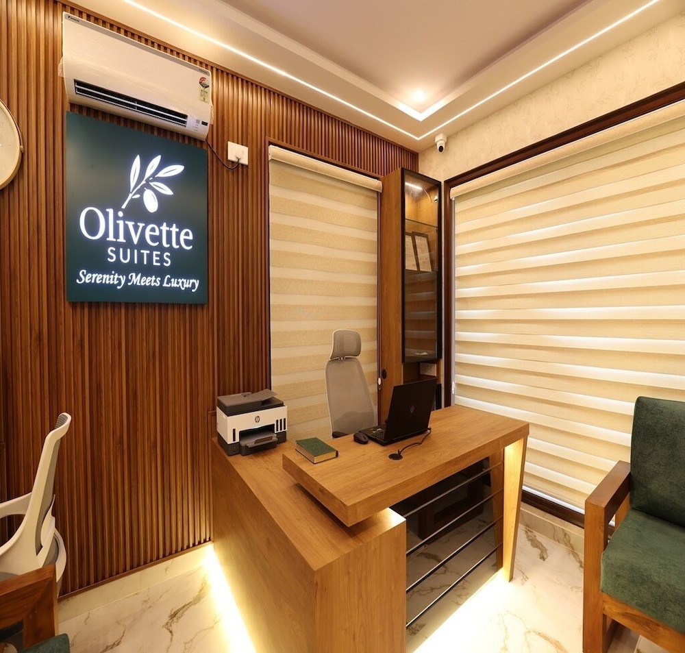 Olivette Suites