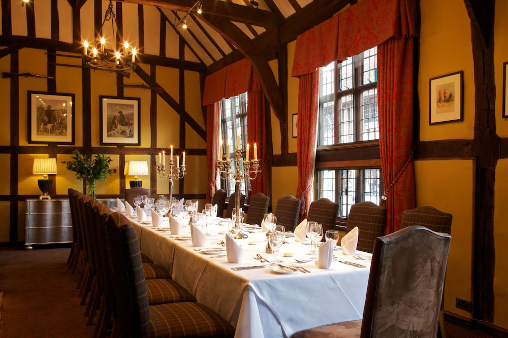 Sudbury Vacations - The Swan Hotel - Property Image 8