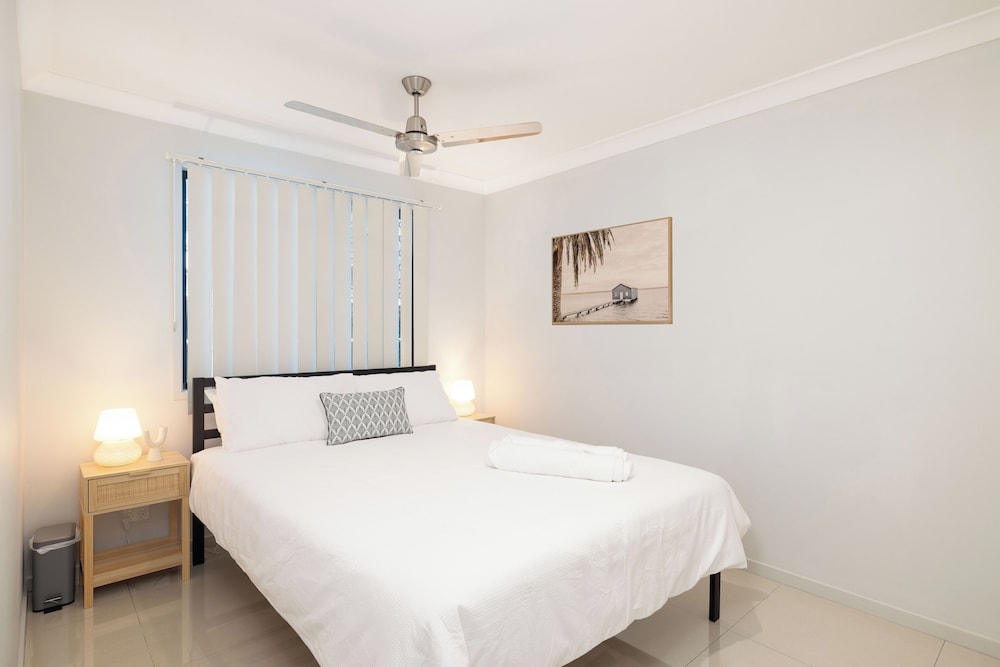 Smart Suites Self Check-in Apartments - 21 Darnley