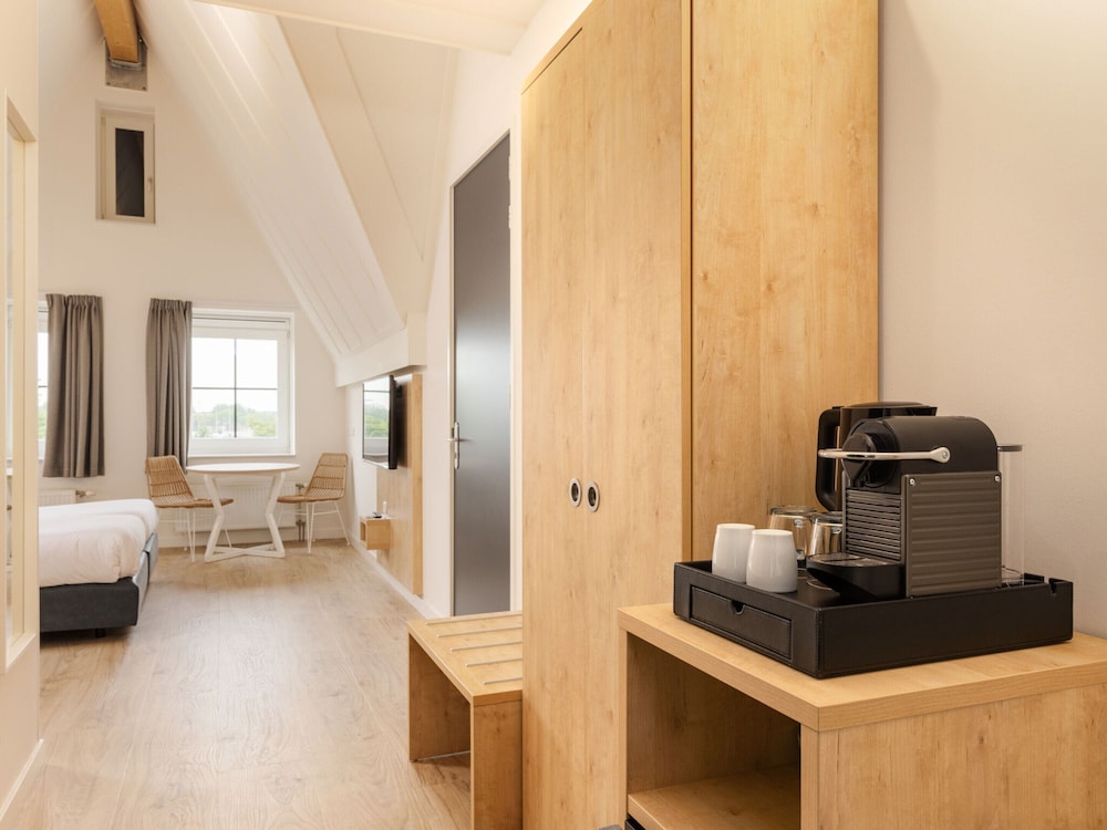 Comfortable Hotel Room in Center of Volendam