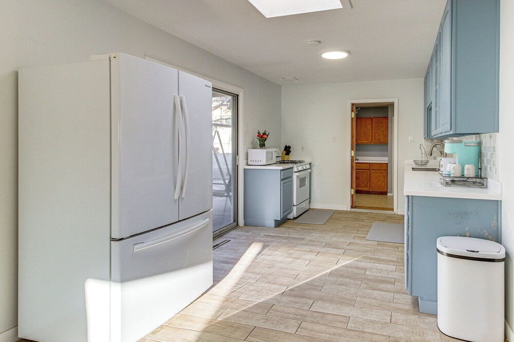 Cozy Home w/ Grill & Games in Albuquerque!