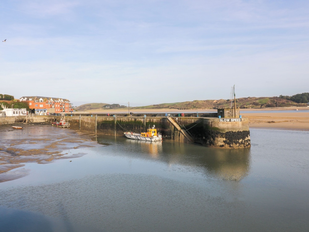Hawker's Cove