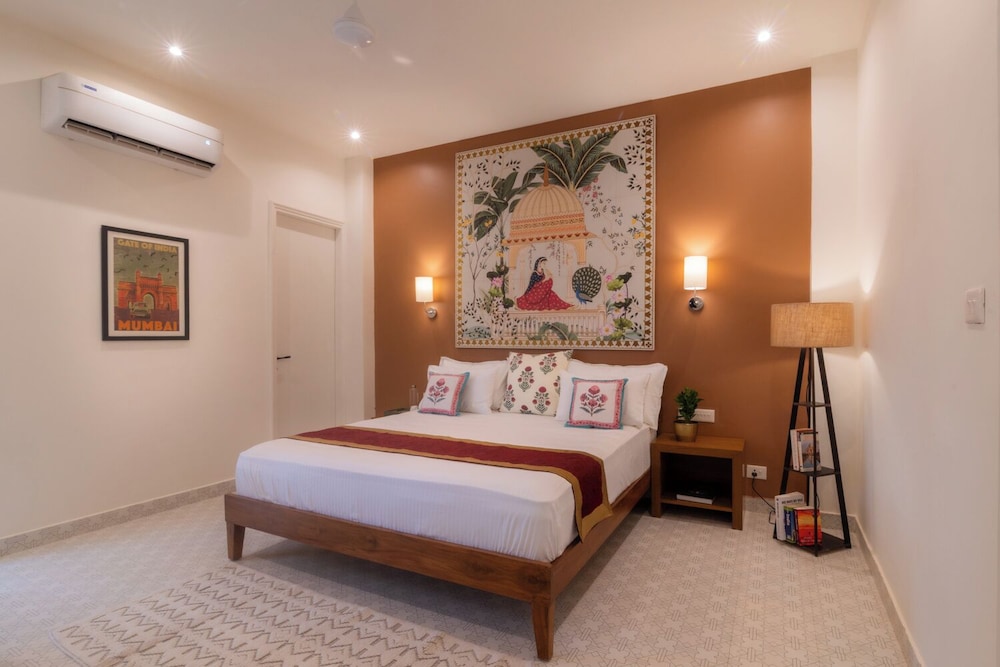 Inara House