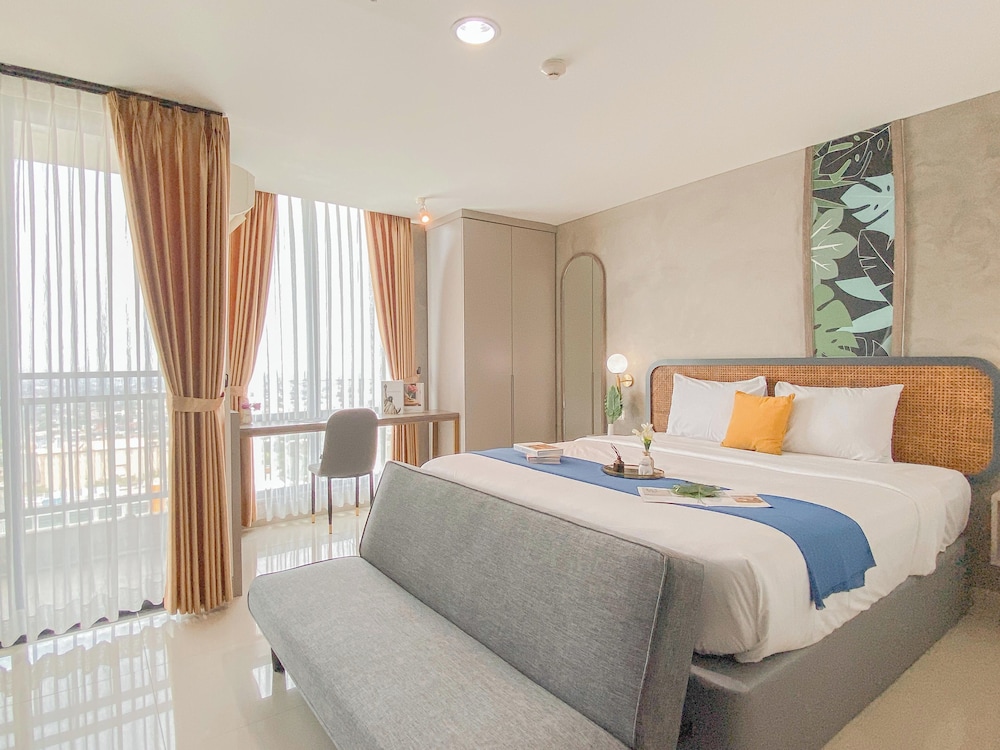 Modern Style Studio At Apartment Lrt City Bekasi