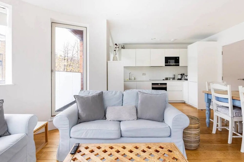 Second nest Brixton
