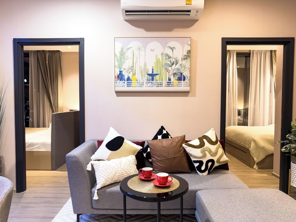 Luxury 2 Bed Room Sea View With Large Bath Tub In Balcony