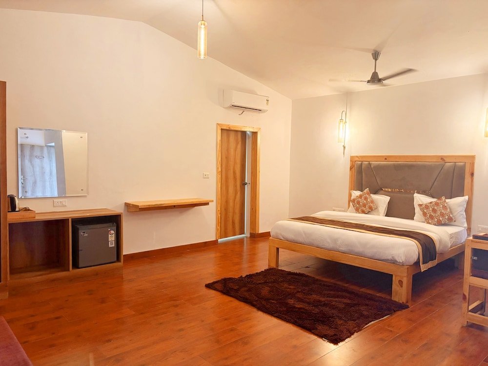 Corbett Wildernest Resort