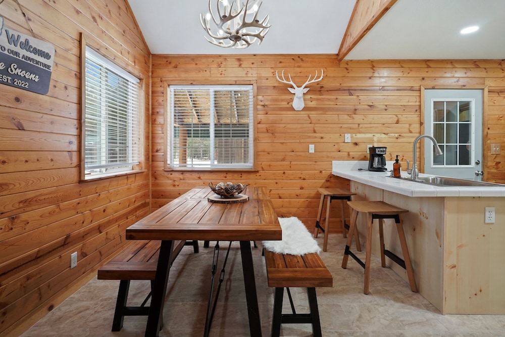 La Pinoli 3 Bedroom Home by RedAwning