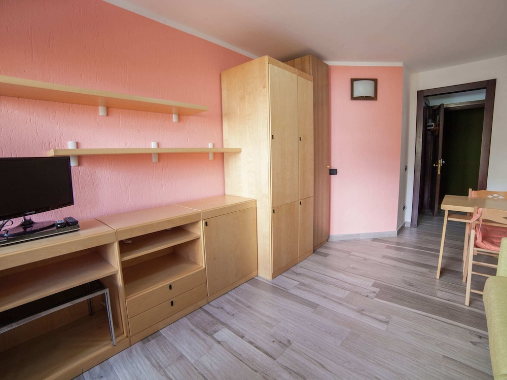 Matterhorn View Apartment in Breuil-Cervinia near Ski Area photo 5