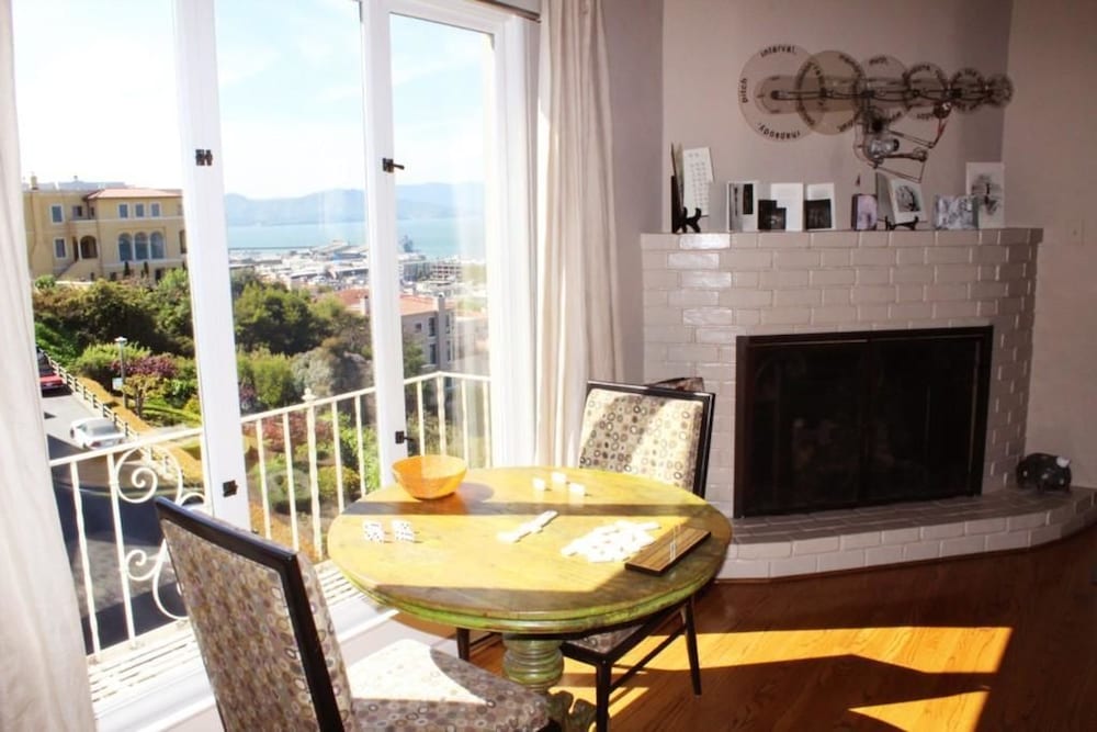 Ocean View Terrace Apartment - Image 2