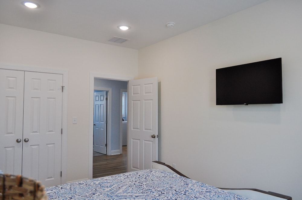 Anchors Aweigh by Topsail Realty