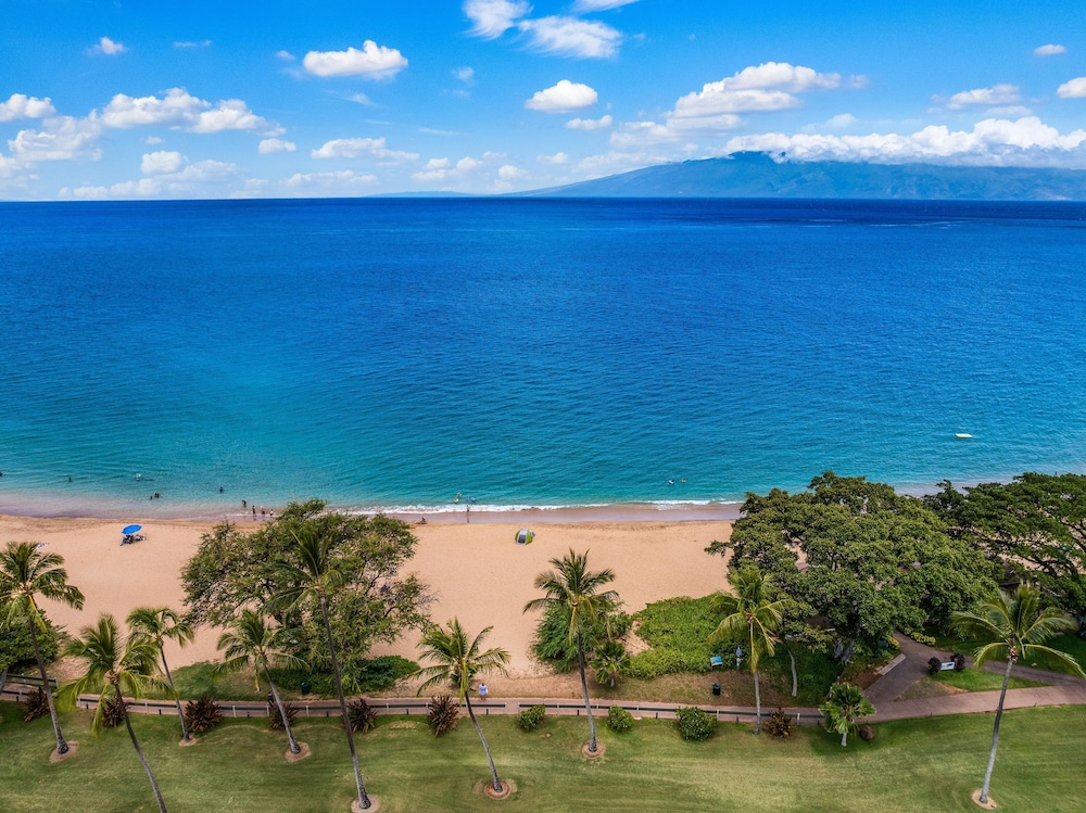 Eldorado A107 in Lahaina