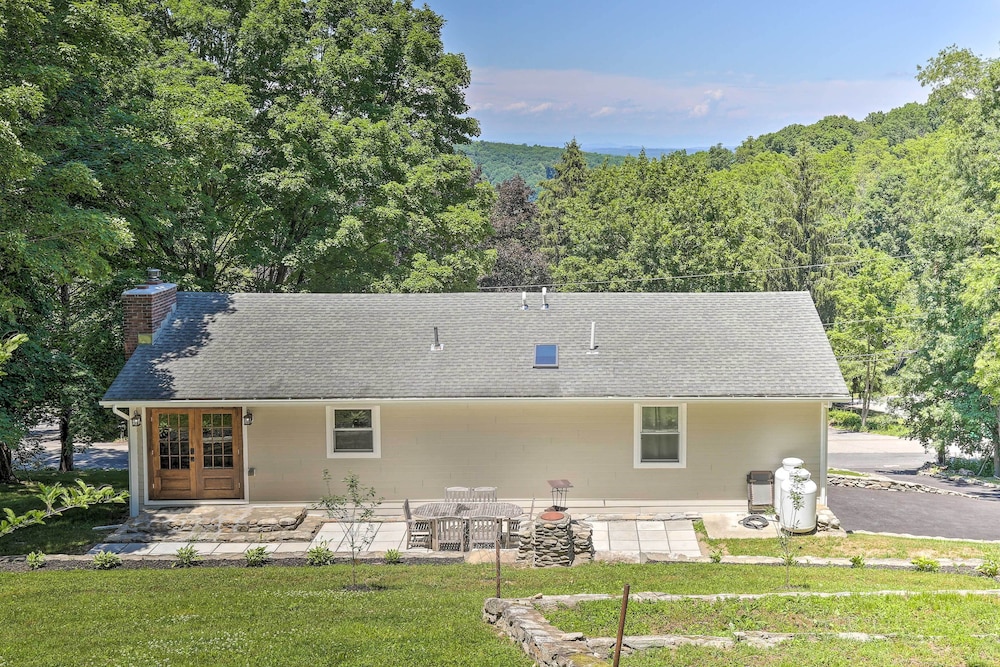 Modern NY Home w/ Views By Hudson Valley Hiking! - Property Image 3