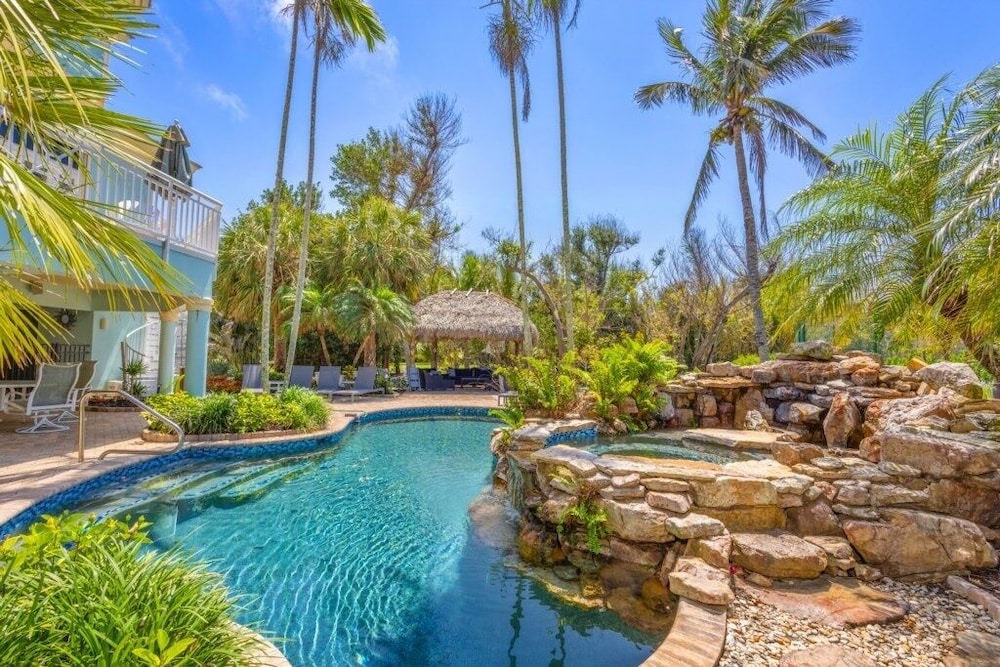 Raptiva Captiva Island 3 Bedroom Home
