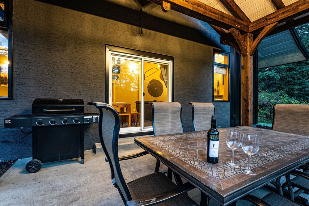 Perch for Four by Revelstoke Vacations