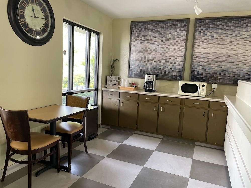 Guest Inn
