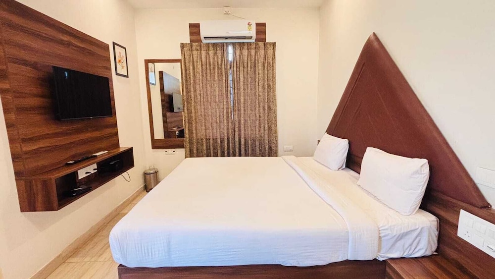 Tranquil Revtree Resort