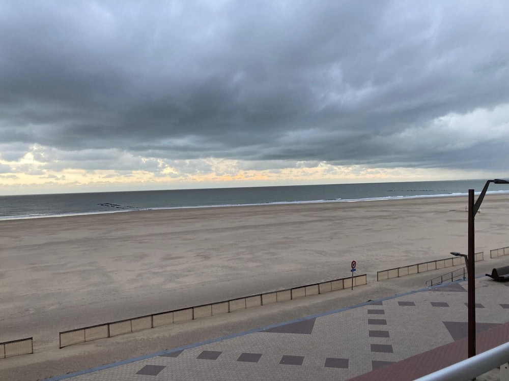Cosy Apartment Directly on the Beach in Knokke