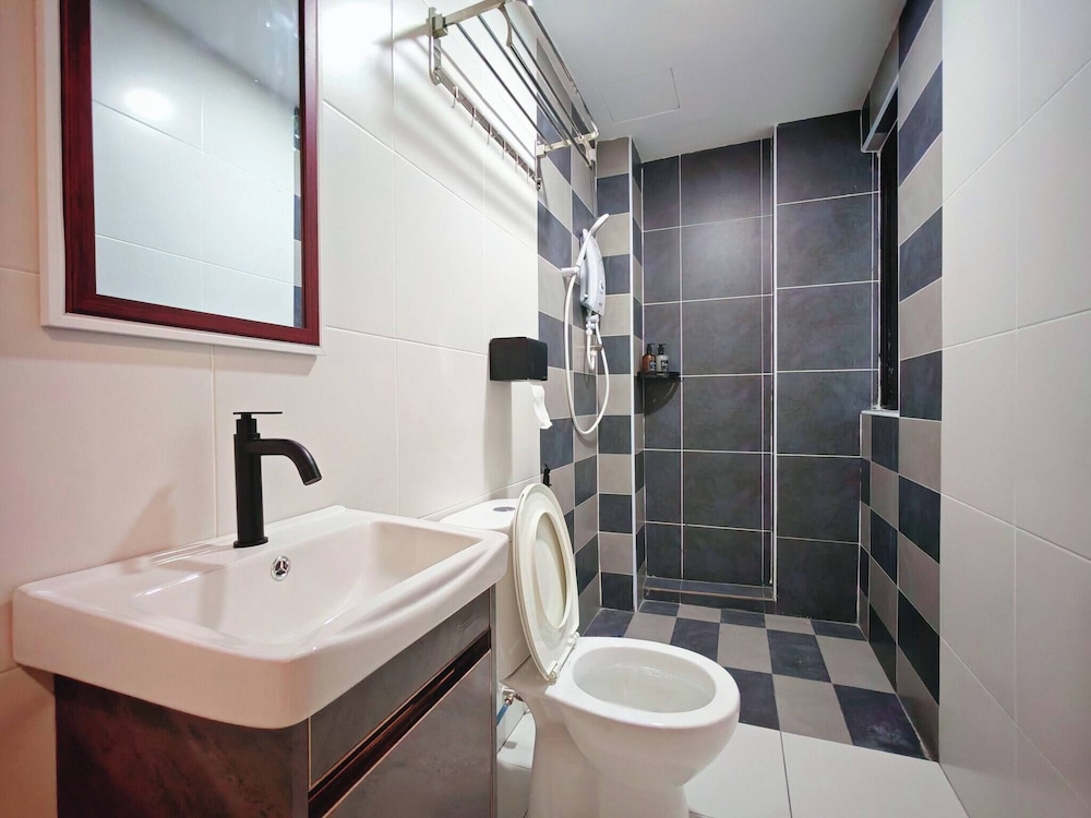Ipoh Manhattan Free Waterpark 3BR 8pax Family Suite Mha308 by City Home Empire