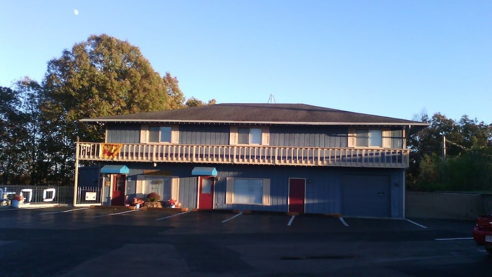 Mountain Country Inn