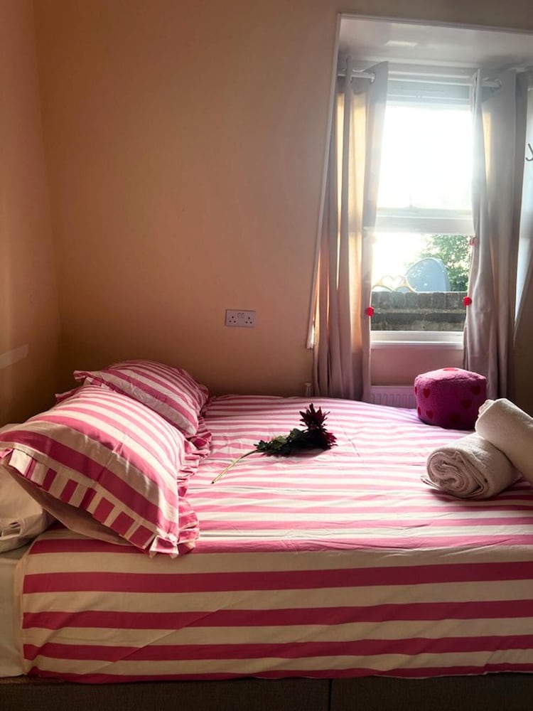 Cosy London Apartment Near Earl's Court