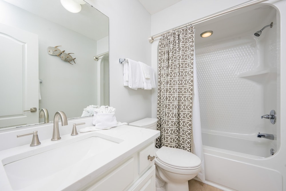 The Oasis 3105 Formerly Phoenix West Ii 3105 3 Bedroom Condo