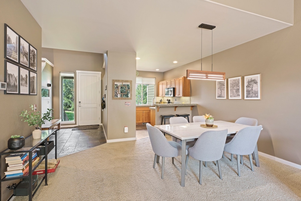 Brighter Days 3 Bedroom Townhouse