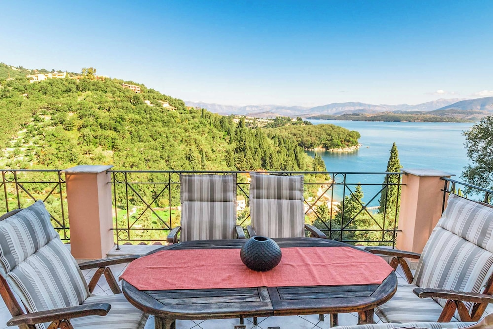 Villa Agni Sea View