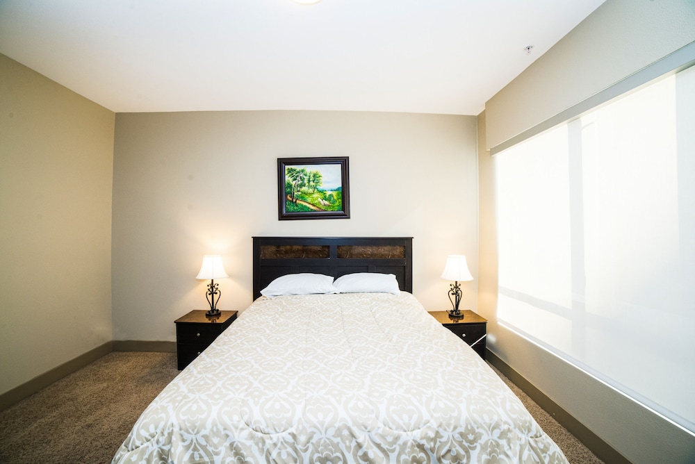 Ray W. Suites
