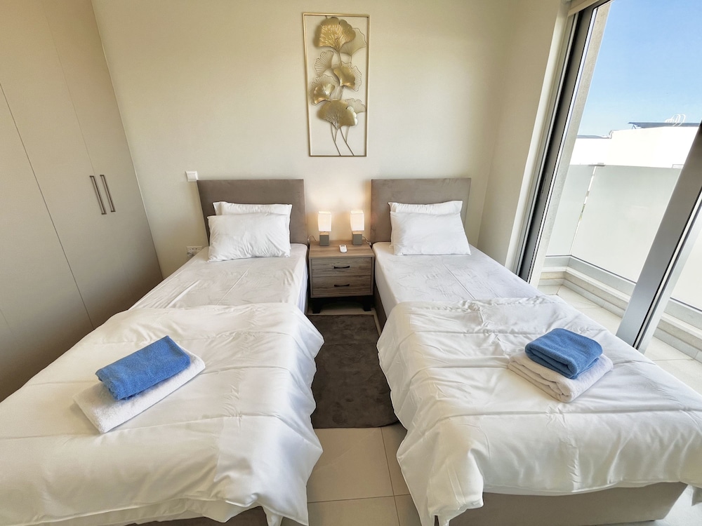 85 KAP - Stay Mythical Blue Apartment