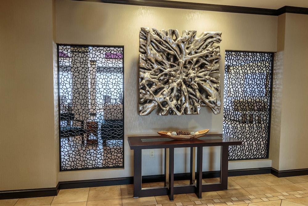 Farmington Vacations - Holiday Inn Express Suites Farmington, an IHG Hotel - Property Image 34