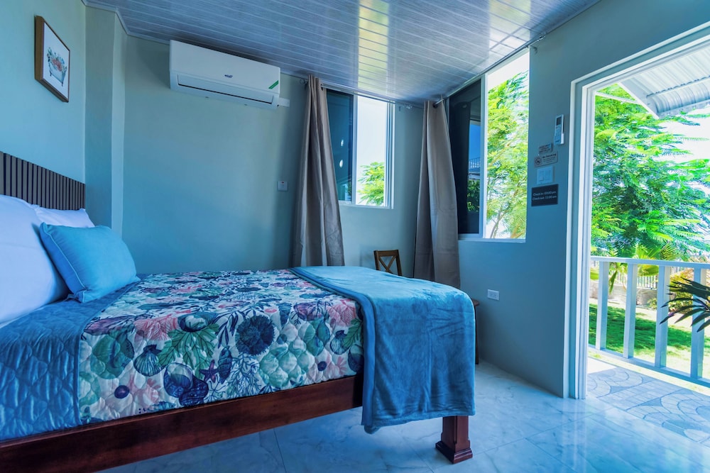 Majestic Heights Bed & Breakfast
