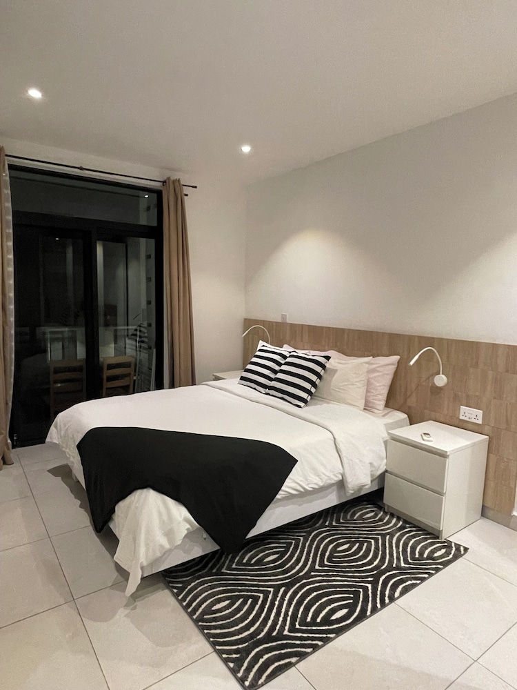 Meraki Homes at Embassy Gardens