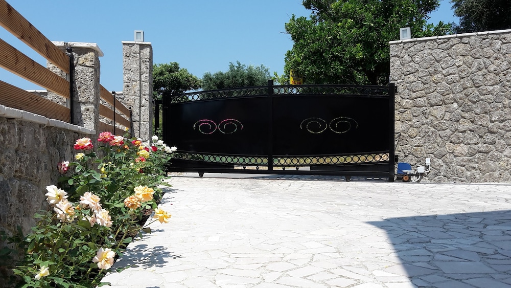 Achillion Luxury Corfu Villa
