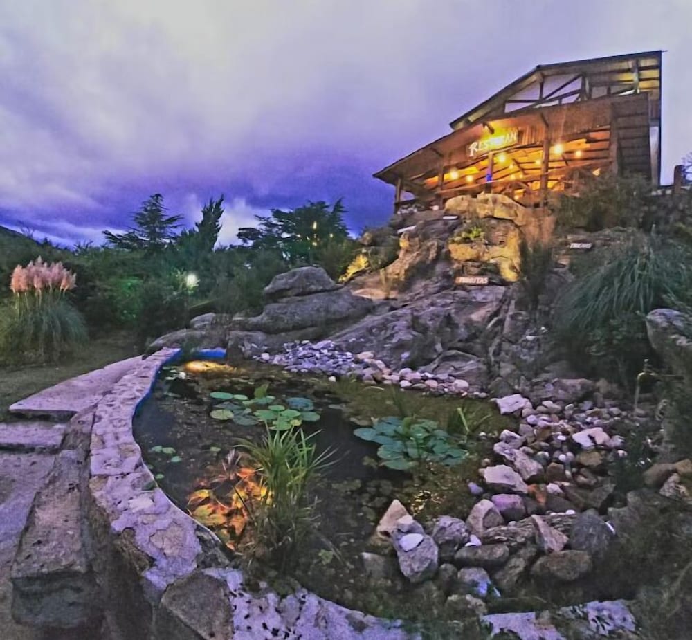 Hosteria El Ceibo