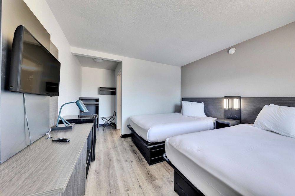 Motel 6 Austin, TX - Airport - South