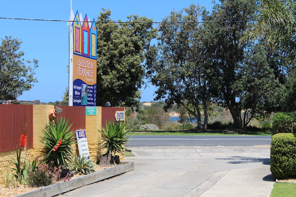 Golden Terrace Holiday Park