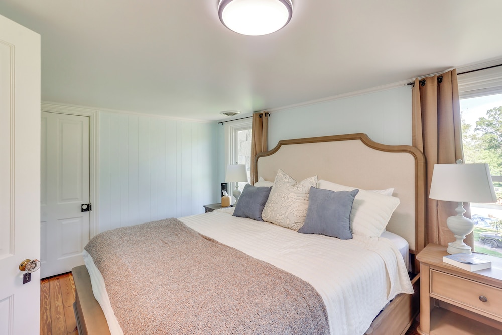 Steps to Susquehanna River: Hot Tub Hideaway!