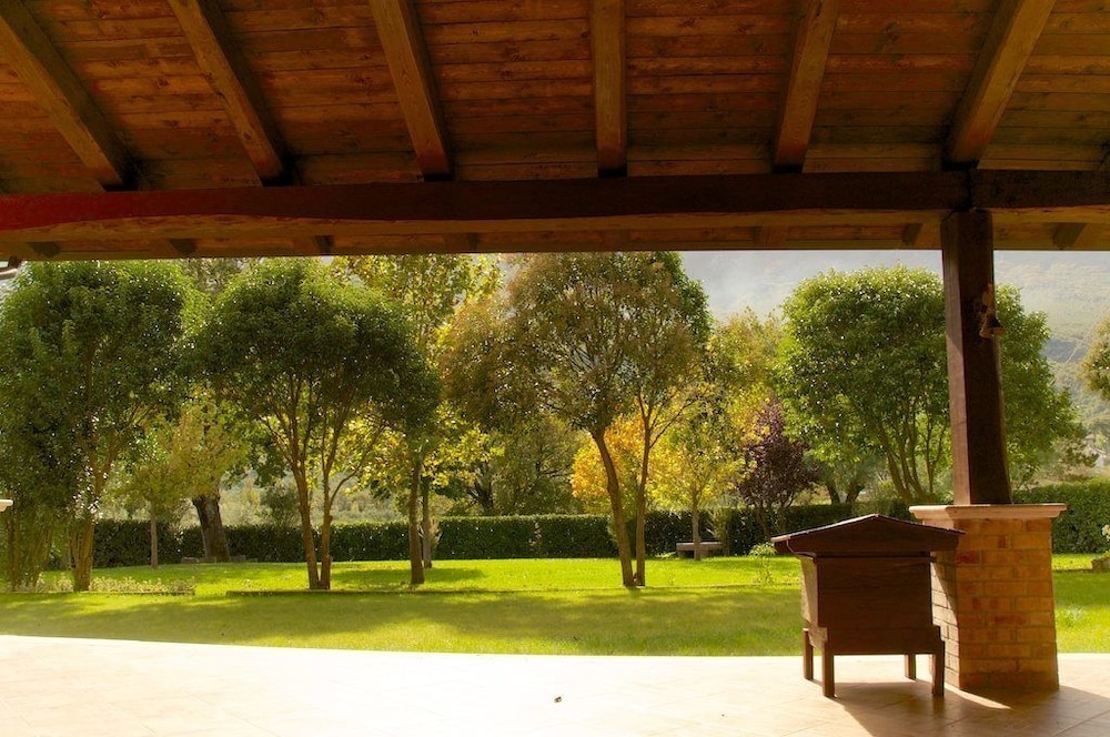 La Tavernola Agriturismo - Tenuta Mandia
