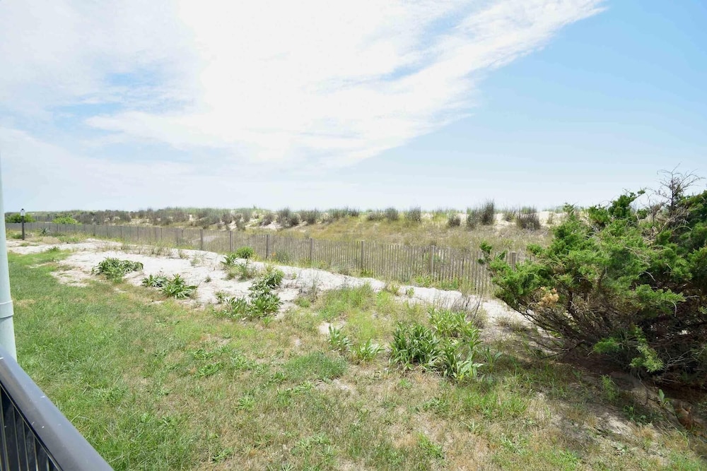 Ocean Trail 102 2 Br condo by RedAwning