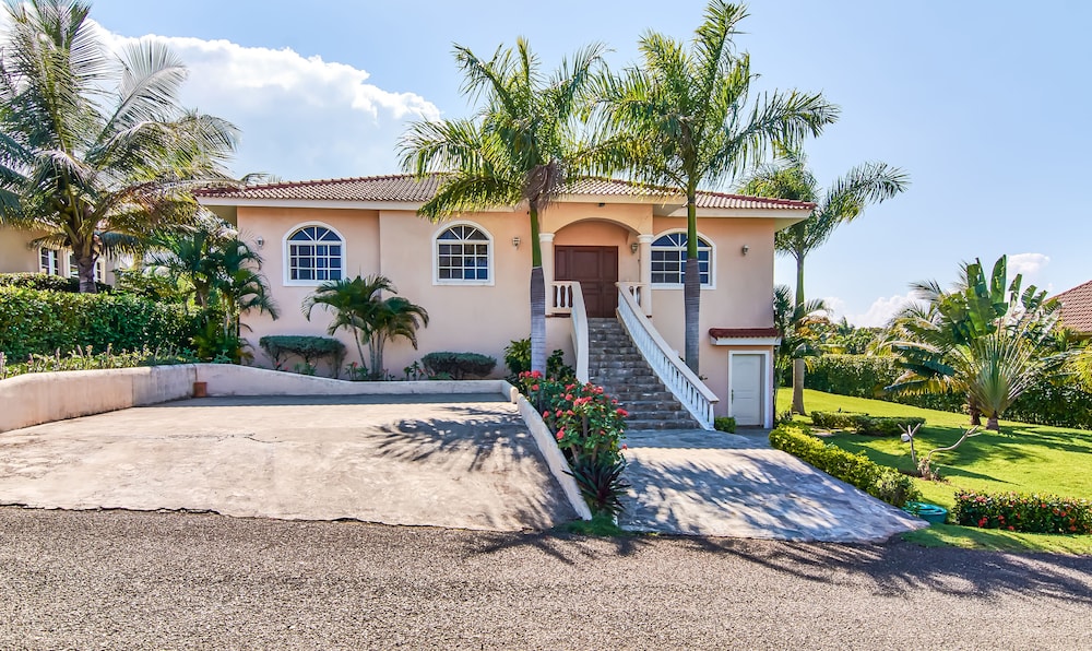 Private Villa Hispaniola