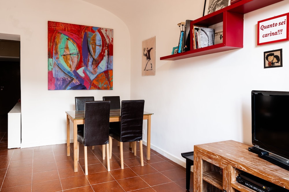 Casa Fiamma in Rome With 1 Bedrooms and 1 Bathrooms